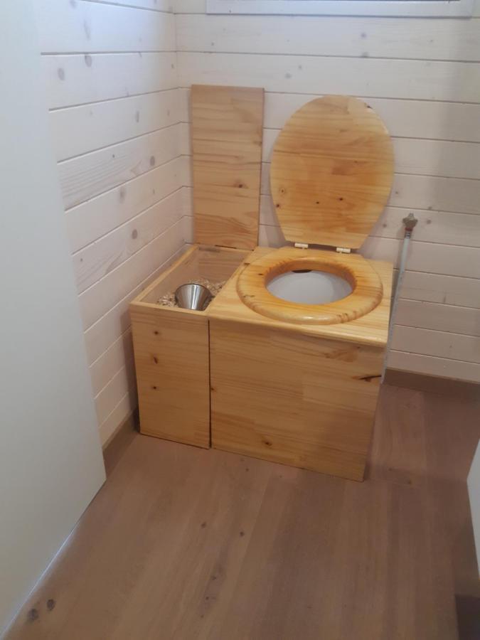 كريست Micro Maison Bois / Tiny House Au Calme المظهر الخارجي الصورة